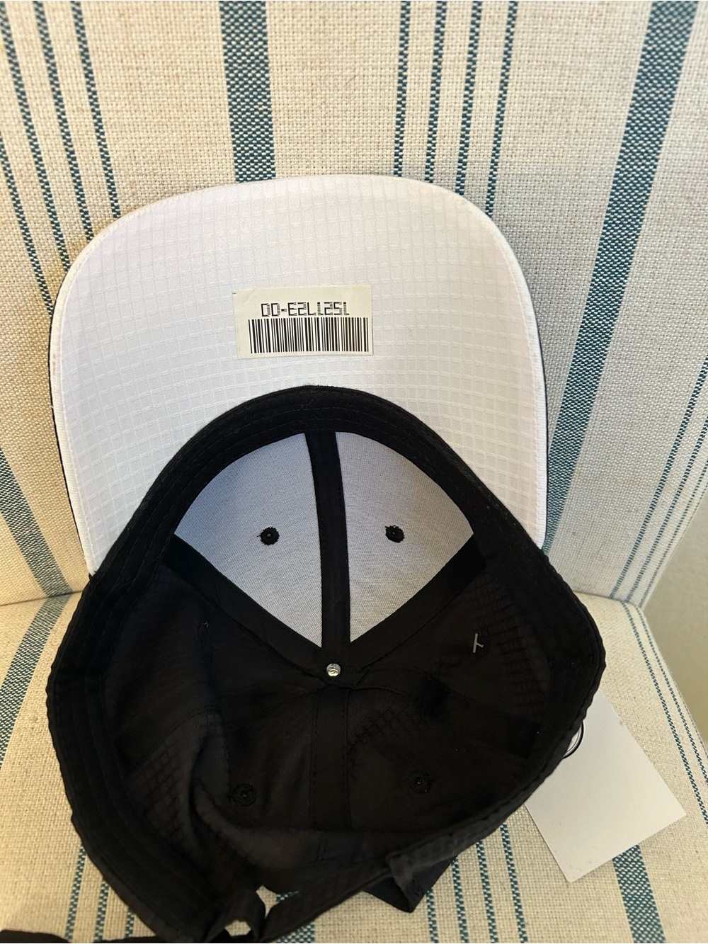 NWT Mercedes Benz Men's Black Branded Embroidered Logo Baseball Cap - Picture 5 of 6